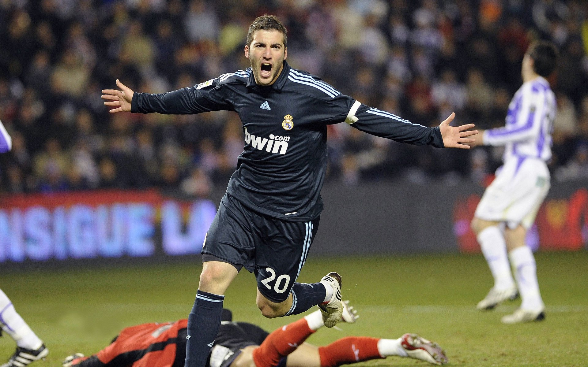 开云网页版登录入口-沙尔克球员集体休假，调整状态备战接下来的比赛，沙尔克球队怎么样