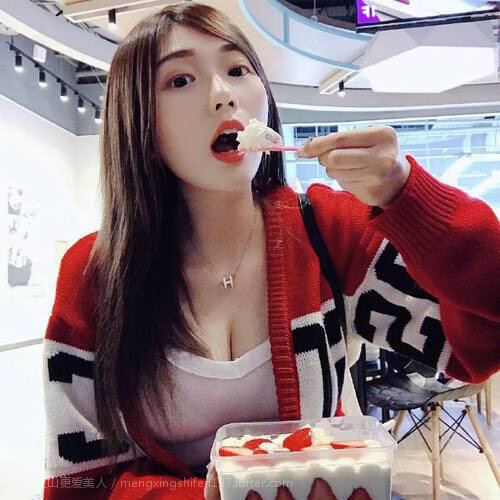 青岛黄海中场被罚下场,影响球队比赛节奏,青岛黄海队主场在哪