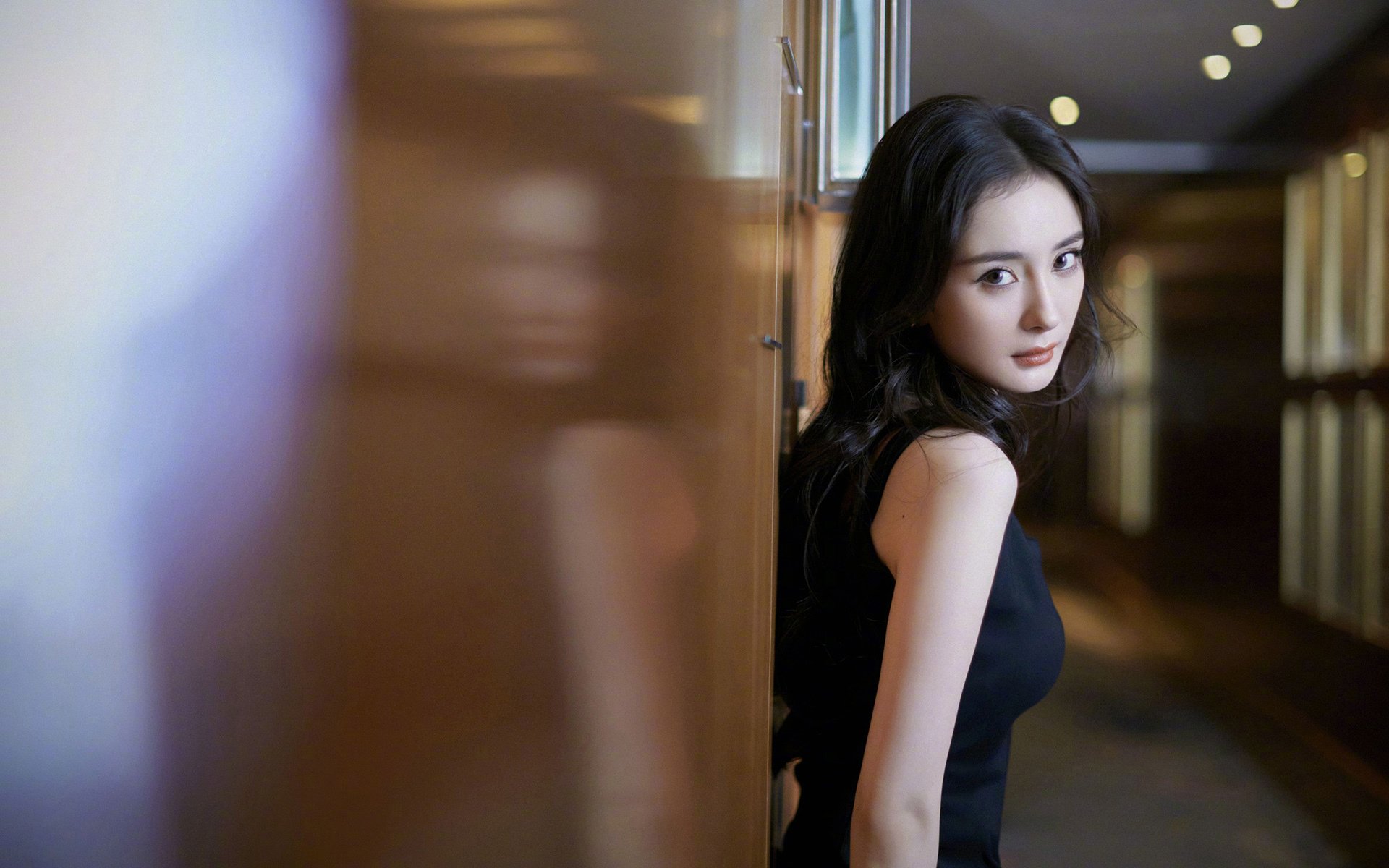 kaiyun官方入口登录-“简阳文体中心：羽毛球赛场上的快速反应与精准击球”