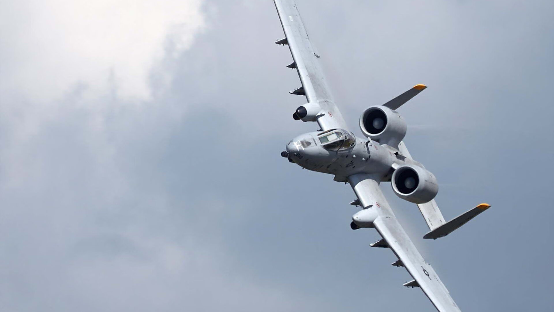 陈佳跳水节奏掌控精准,陈佳雯跳高